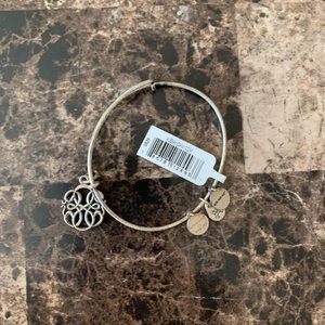 Alex and Ani path of life bracelet